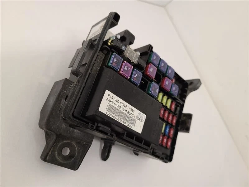 2012 13 14 2015 KIA RIO Fuse Box Engine 919501W330 12-15 — 第 3/4 张图片