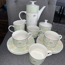 VTG Country Garden Coffee / Tea Set for 4 w/ sugar bowl and creamer.