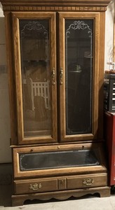 Lighted Gun Cabinet Lockable And Holds 10 long guns - lighted bottom cabinet