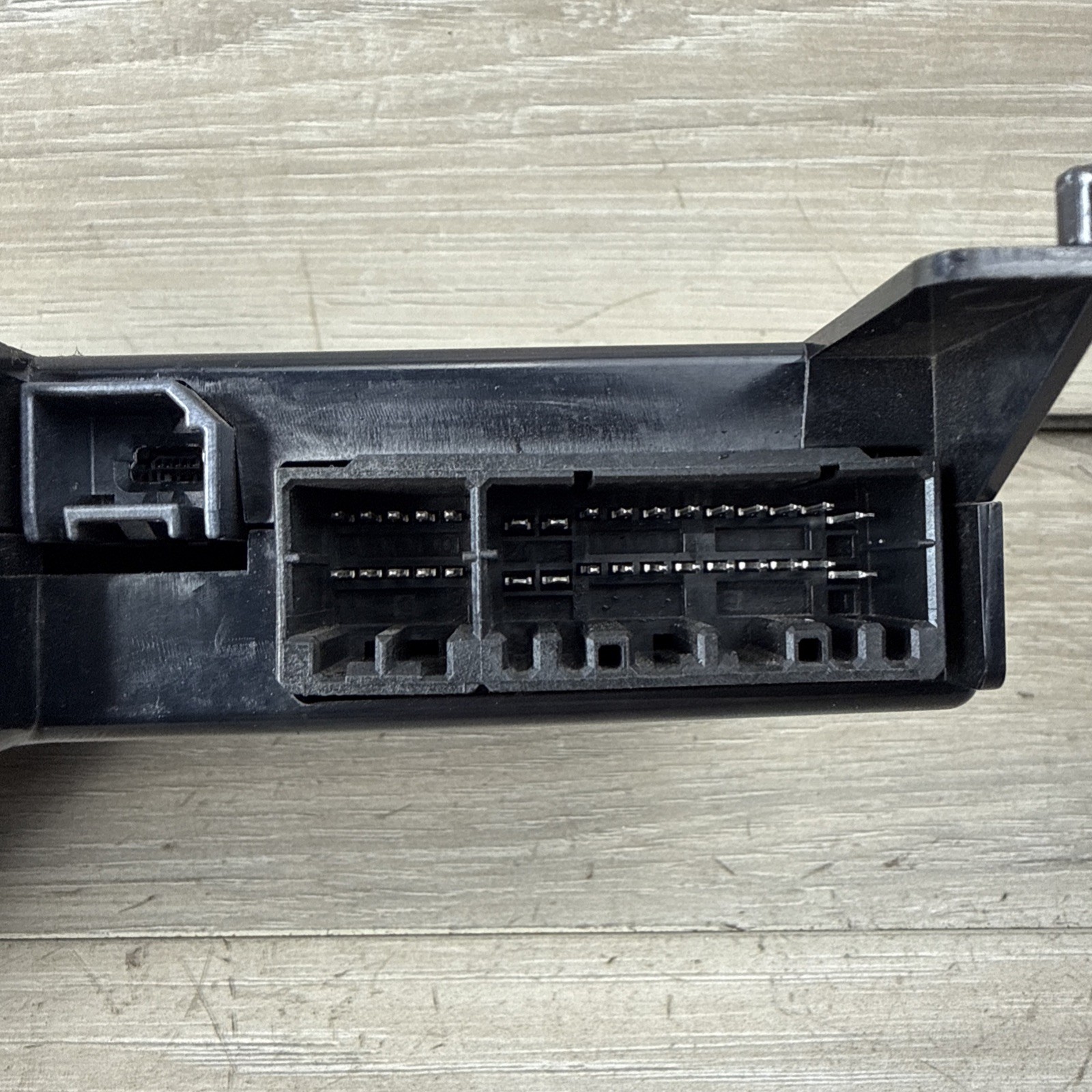 ✅ Maserati Quattroporte S Q4 M156 Telematic Communication Control Module OEM ✅
