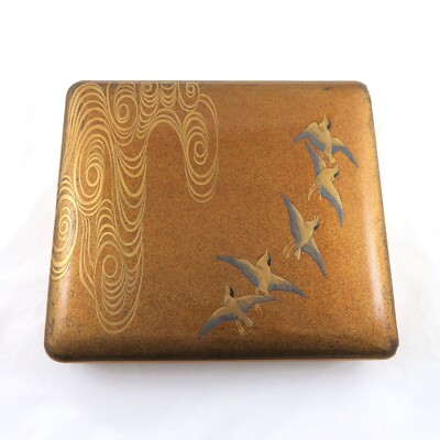 Antique Japanese Lacquer Maki-e Writing Box Inkstone Suzuri-bako