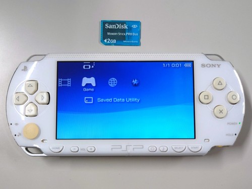 Sony PSP-1000 console Ceramic White Japan model