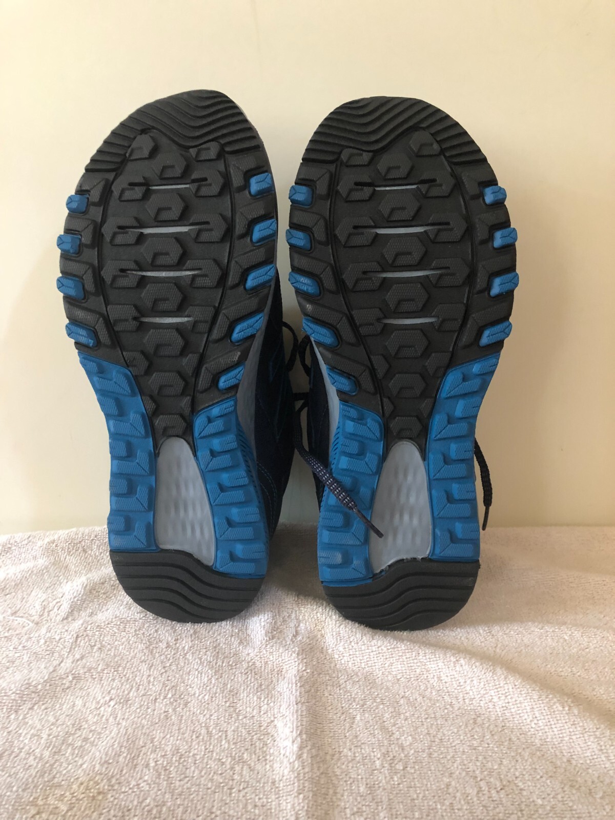 NEW BALANCE MT410V7 Trail Running Shoe Men Size 11.5 4E MT410LB7 Ocean