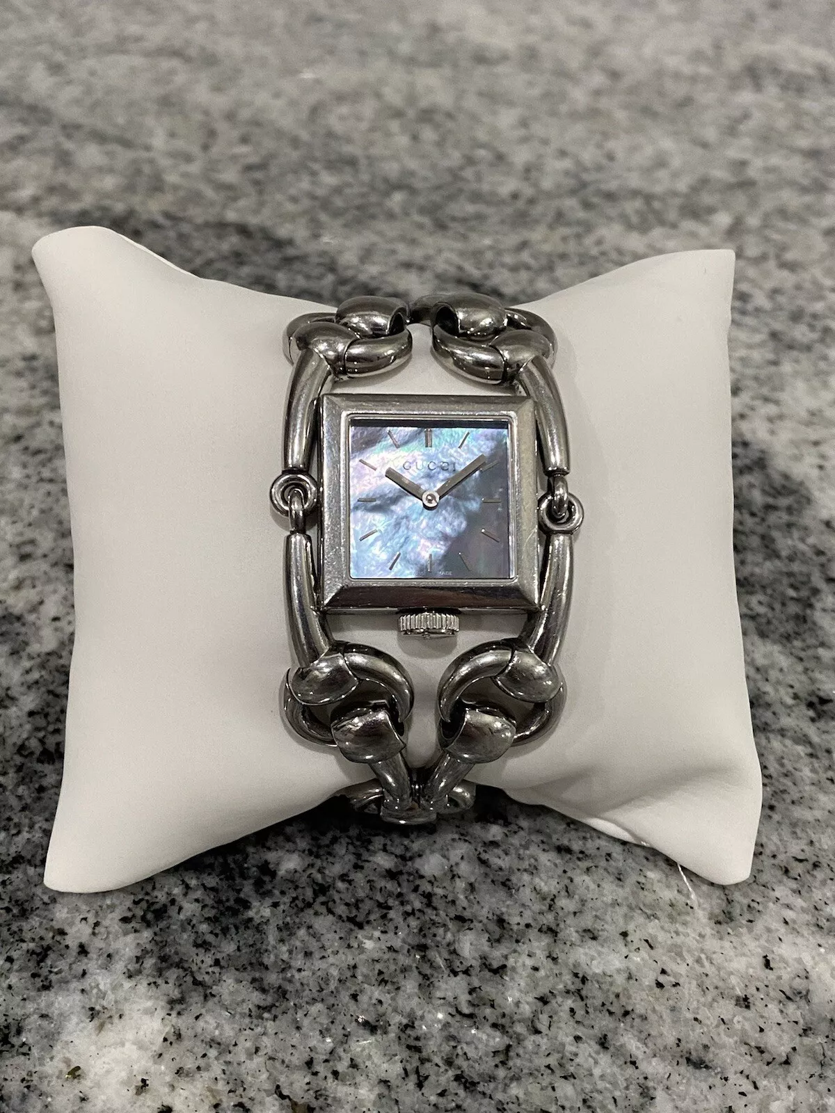 Montre Bracelet Femme GUCCI Blue Signoria 116,3 Acier Inox Horsebit Link