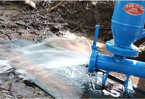 Hydraulischer Widder Robust aus Stahl Wasserpumpe Wasserwidder für Bewässerung - Bild 1 von 6