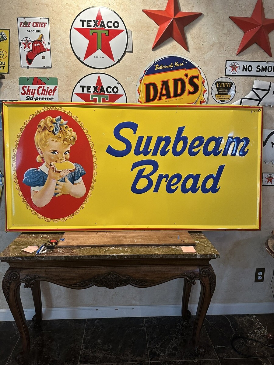 LG. EMBOSSED ORIGINAL & AUTHENTIC ''SUNBEAM BREAD' PAINTED METAL