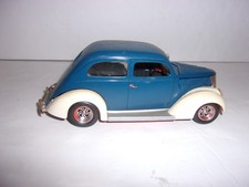 Ford Sedan 1937? Model Car Kit AMT Revell Monogram Built