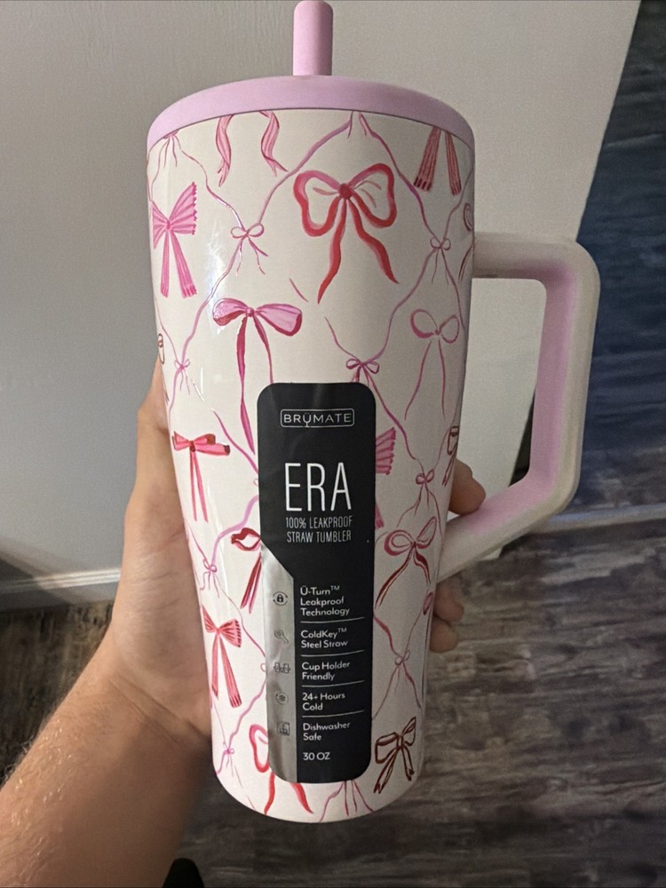 Brúmate Era  40oz in the Limited Edition Bow Pattern 40oz Brand New