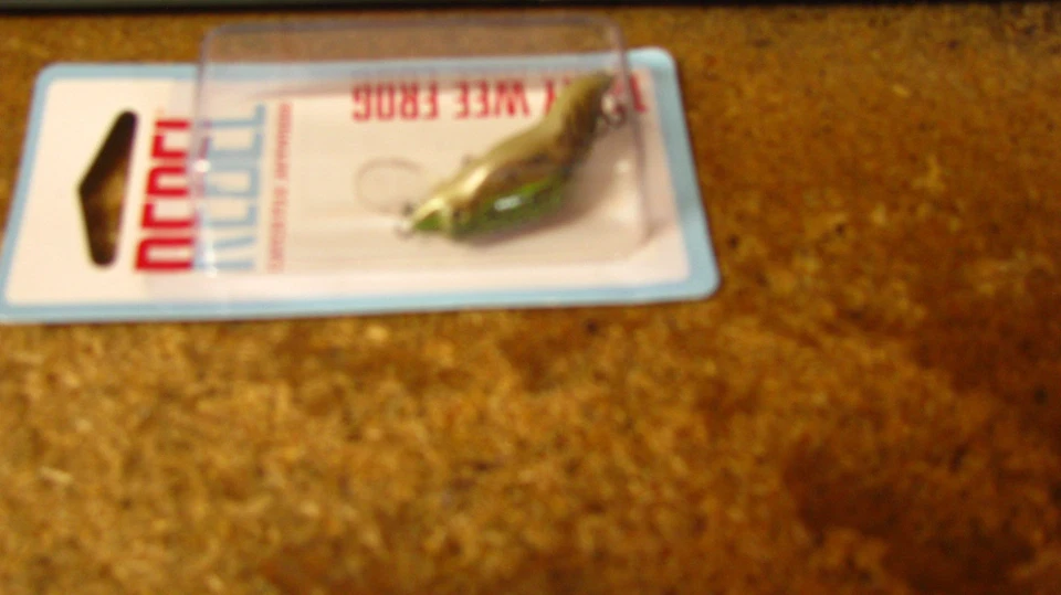 Rebel "wee frog", 1 1/2", 1/8 oz, 3 ct, 3 colores, envío gratuito Foto 3 de 4