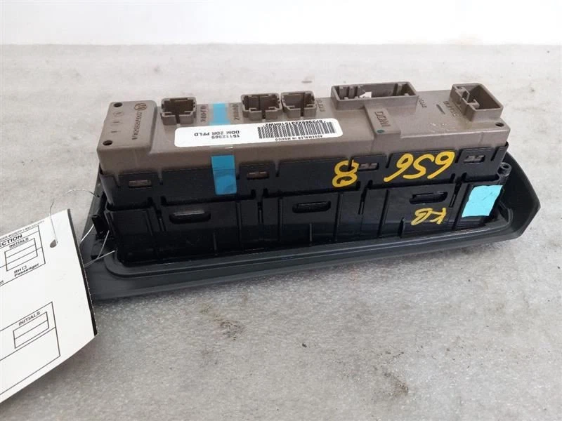 Driver Front Door Switch Driver's Master Fits 03-07 SIERRA 1500 PICKUP 384205 Foto 3 de 4