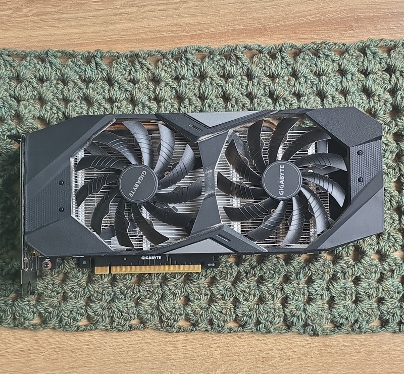 GIGABYTE NVIDIA GeForce RTX 2060 6GB Graphics Card GV-N2060WF2OC-6GD