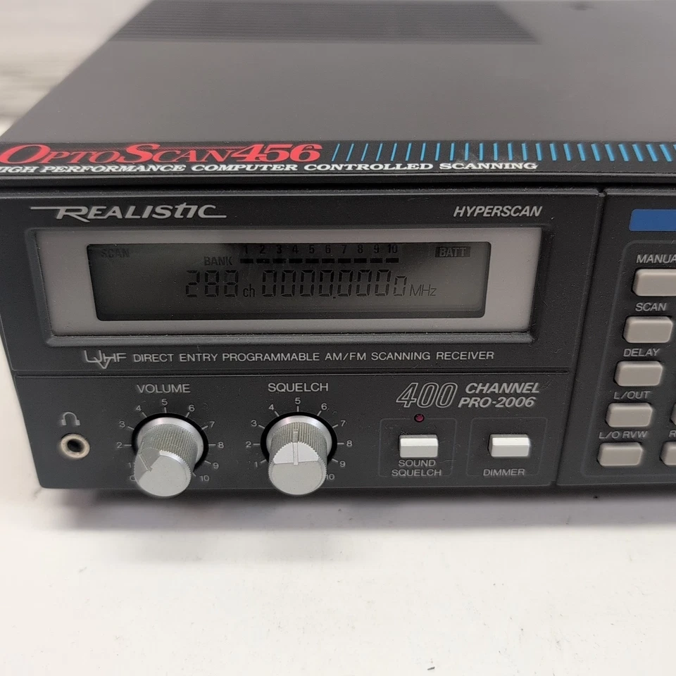 REALISTIC Pro 2006 AM/FM Scanning Receiver Model 20-145 Optoscan 456 400 Channel - Image 3 of 4