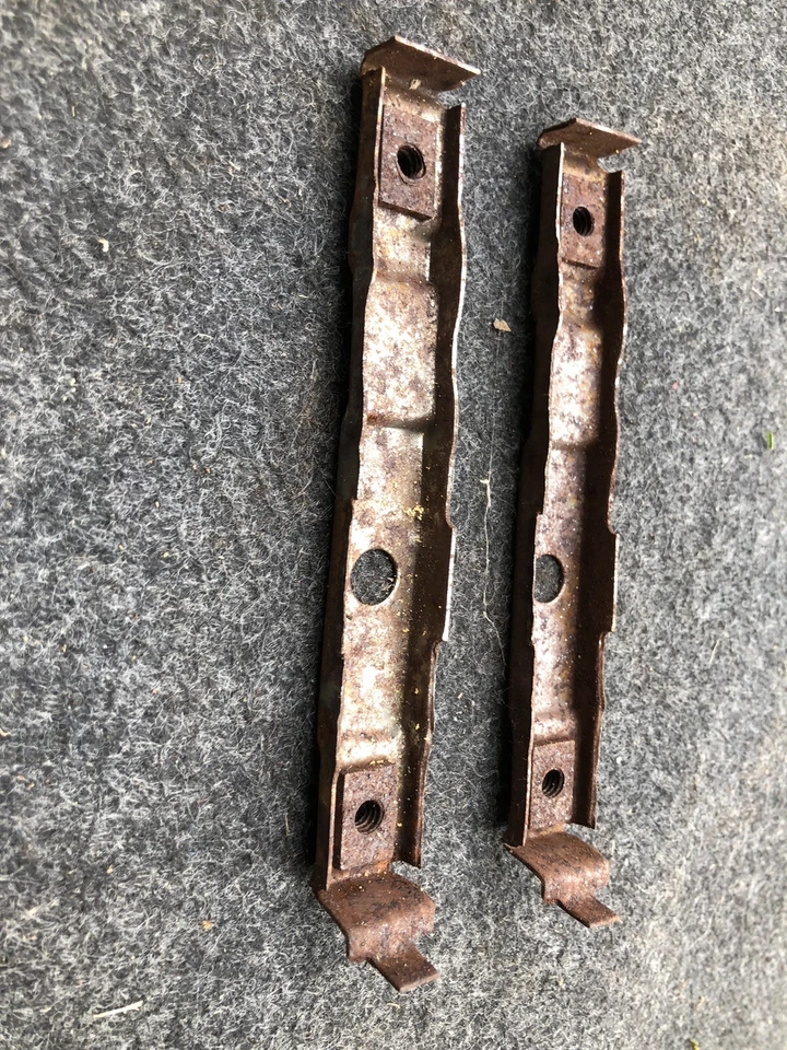 Ford Gran Torino 1972 deportivo Fastback maletero bisagra insertos roscados 72 Foto 2 de 3