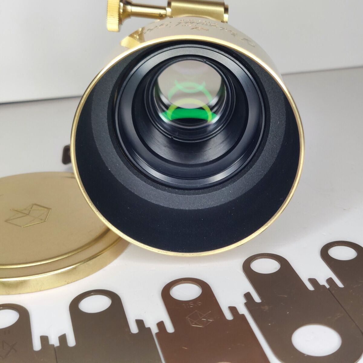 Lomography Petzval 58mm f/1.9 Gold Bokeh Art Lens for Nikon Lomography Petzval 58mm f/1.9 Gold Bokeh Art Lens for Nikon