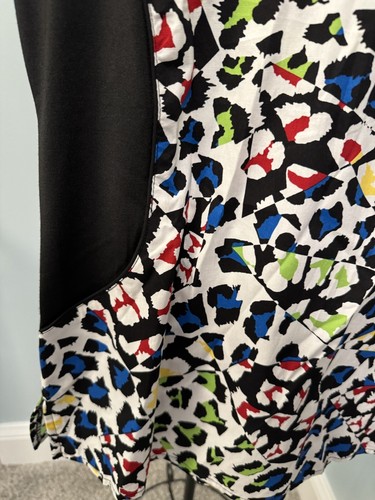 NEW White Cross Trendy Skin Cheetah Print Extra Small XS Womens scrub top - Picture 4 of 15