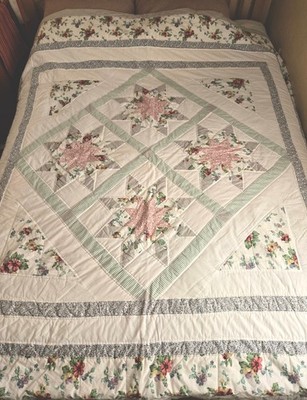 Vintage Hand Stitched Lone Star Quilt Pastel Pink Green Floral Calico Patchwork