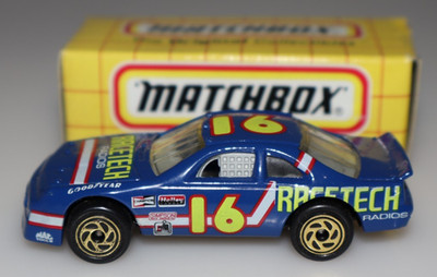 Matchbox MB7 T-Bird Stock Car #16 RACETECH RADIOS