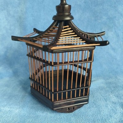 Wood Cricket Grasshopper Cage Pet Display Container Hexagonal Tower Home Gardon