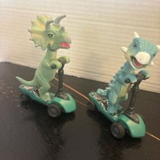 2-Pc Dinosaur Pull Back Scooter Toy Pull Back Cars Action Toy. 4.5   a11