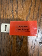 PortaPow USB-A to USB-C Data Blocker 1, red