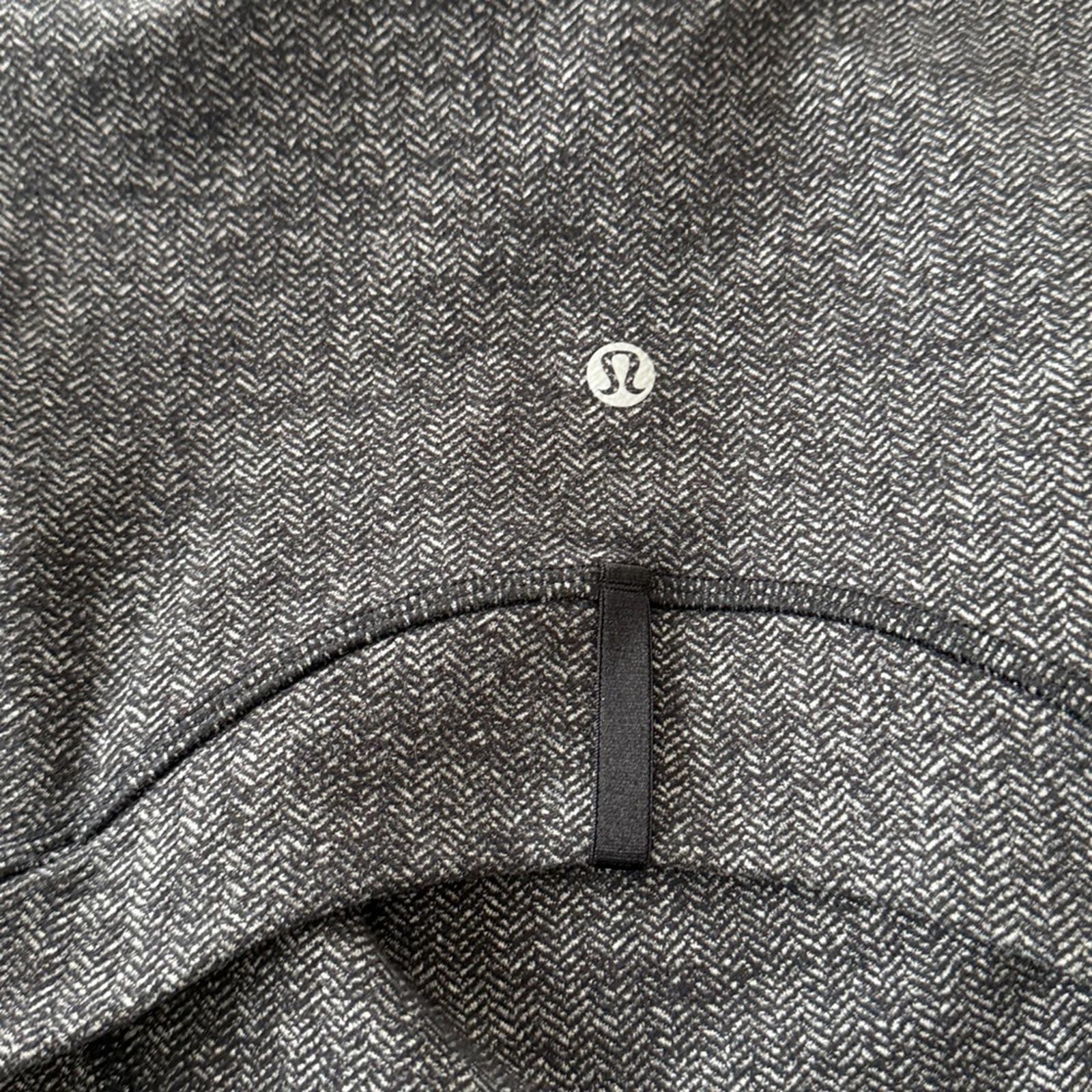 Lululemon Define Jacket EUC - image 9