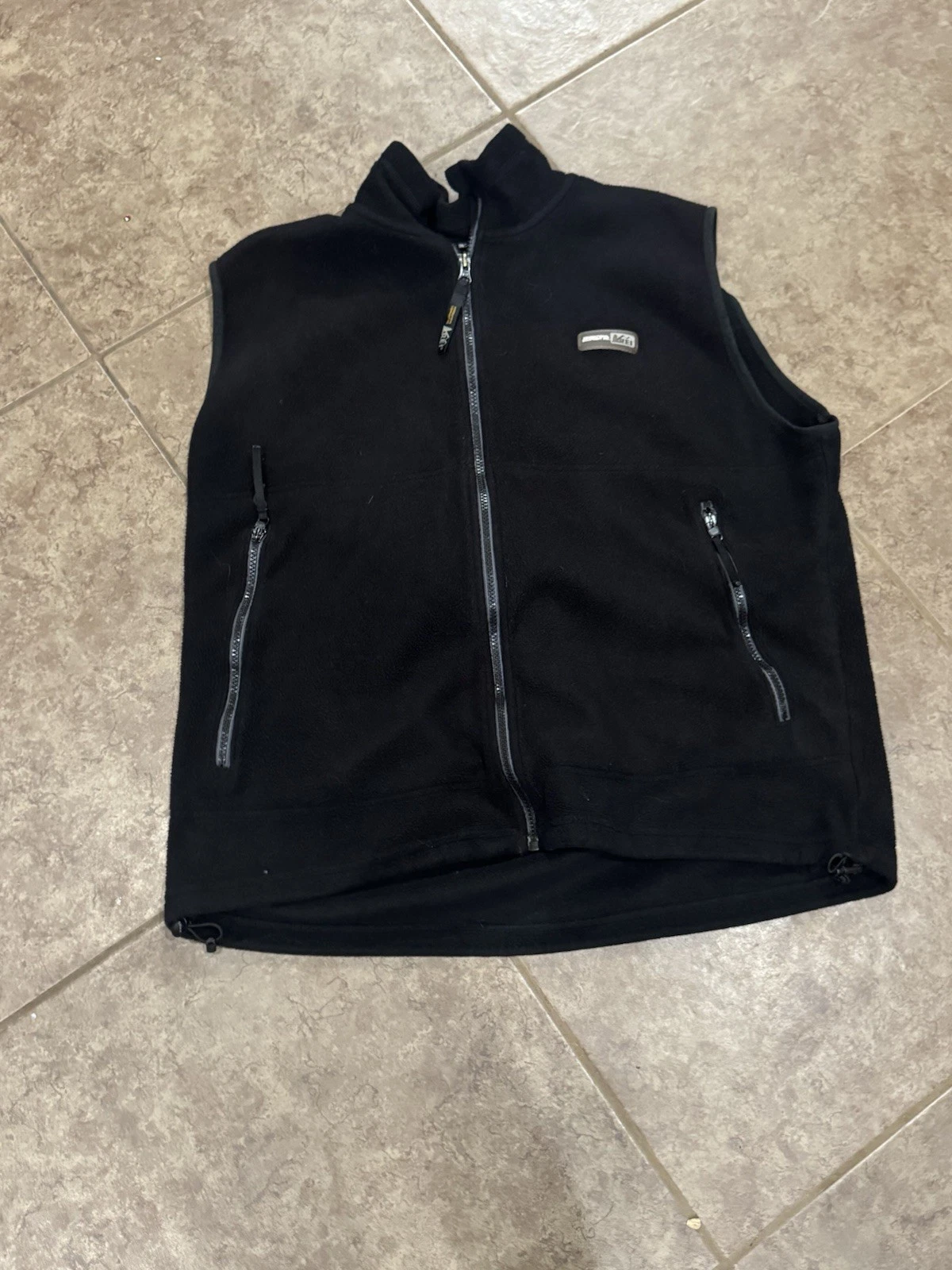 REI Polartec Fleece Vest Men's XL Black Full Zip Pockets Hiking Outdoor