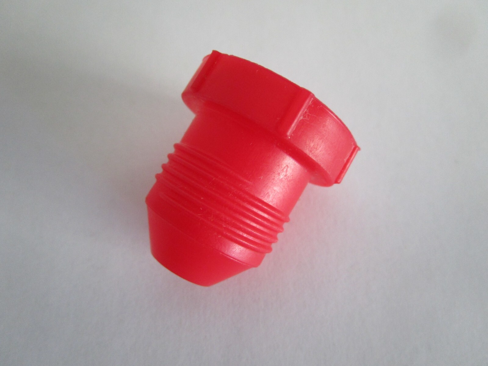 Caplugs PD100 Protective Moisture & Dust Threaded Cap Plug 7/814 Lot