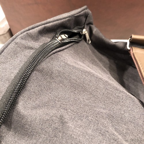 Bella Russo Oxford Luggage 21 X 12 X 10 Rolling Travel Duffle Bag NEW - Picture 5 of 10