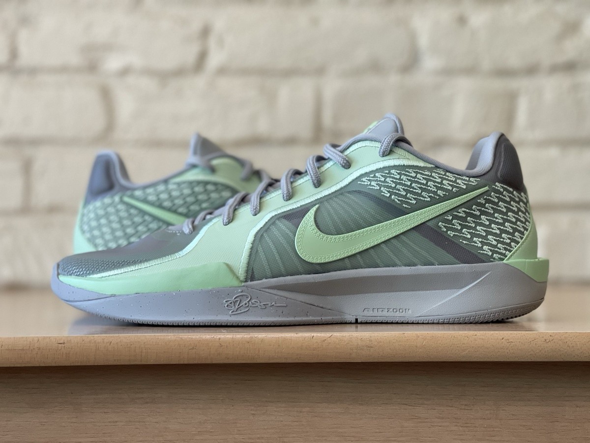Nike Sabrina 2 Traditions Mint Color-way Basketball Women 13.5 Men