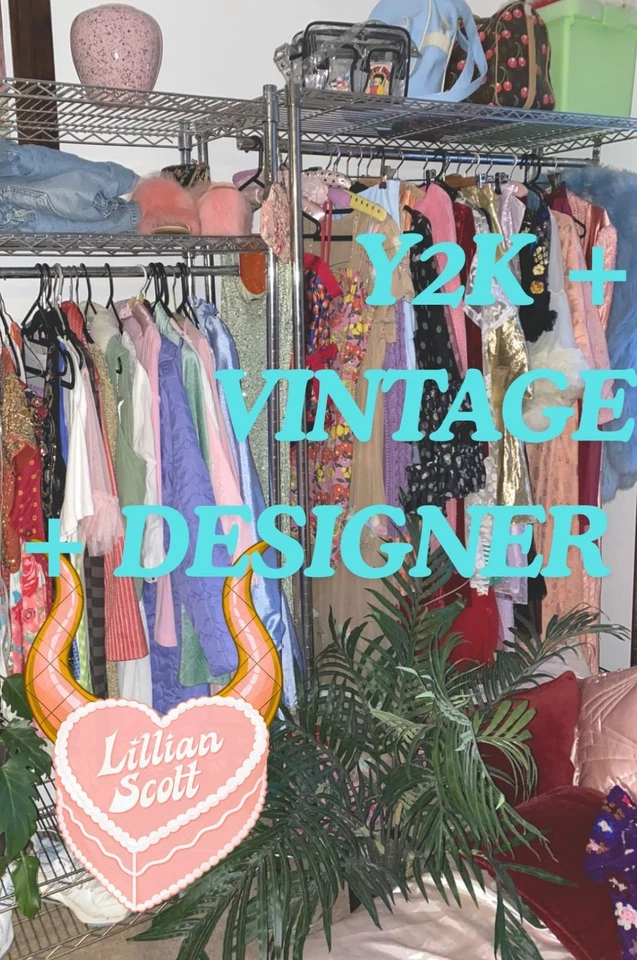 🎀 vintage y2k + sourced fashion 🎀
