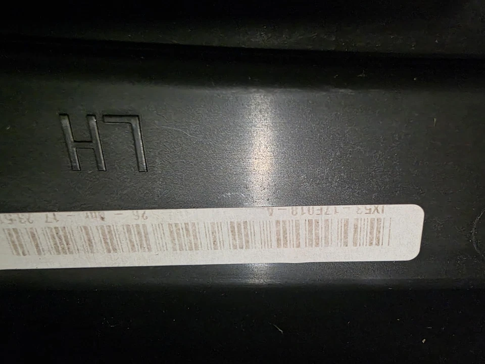 Deflector de aire parachoques inferior Jaguar F-Type 2017-2019  Foto 2 de 4