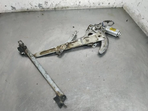 807310T011 Alzacristalli Anteriore Sinistro. per NISSAN CABSTAR E * 2005 439812 - Foto 2 di 5