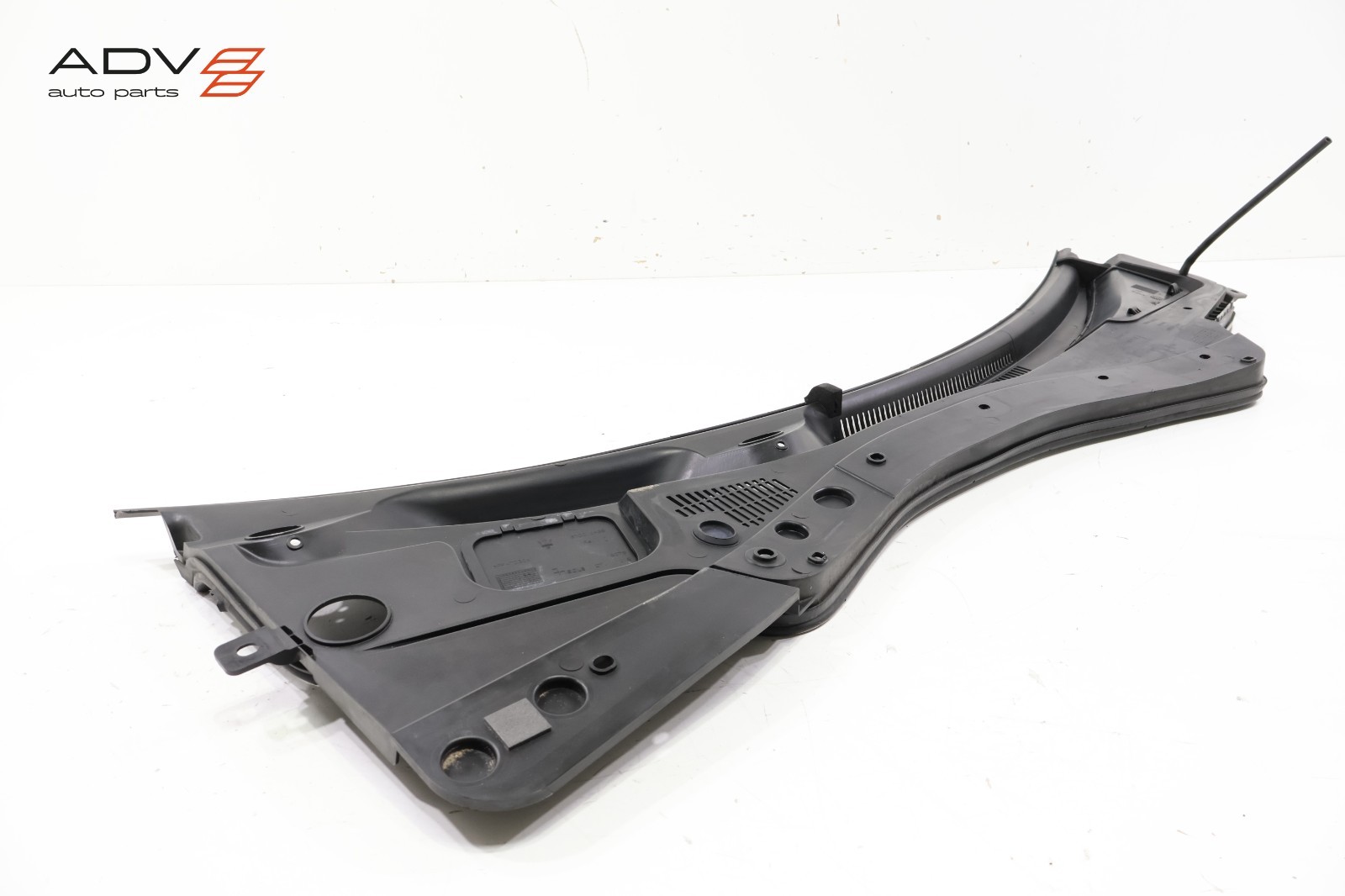 2014 - 2020 MASERATI GHIBLI WINDSHIELD WIPER COWL COVER PANEL GRILLE OEM
