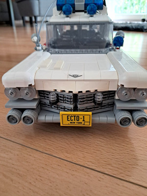 LEGO Ghostbusters Ecto-1 10274 Set 2352 Teile 18+ ohne Schachtel