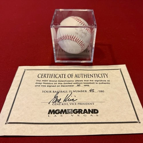 1995 Greg Maddux Autographed Baseball (45/180) MGM Grand Las Vegas