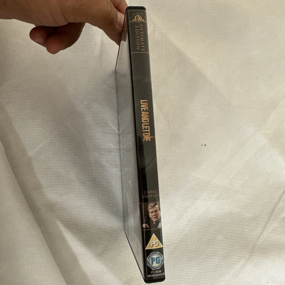 JAMES BOND 007 LIVE AND LET DIE DVD 1973 / 007 ULTIMATE EDITION - Image 2 of 4