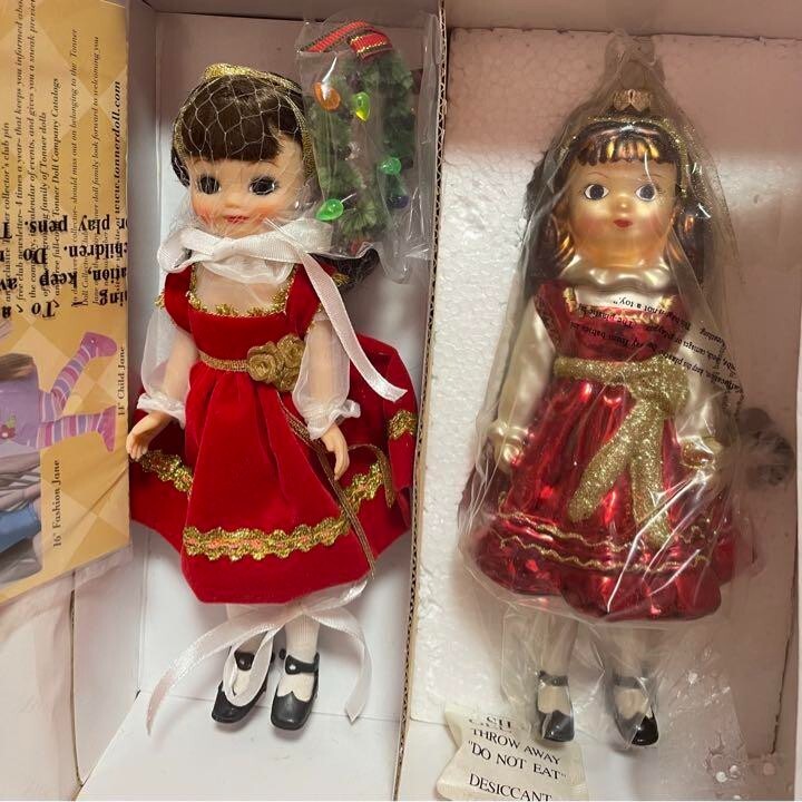 TINY BETSY MCCALL DOLL TRIMS A TREE LIMITED TO 500 Pieces Pre 