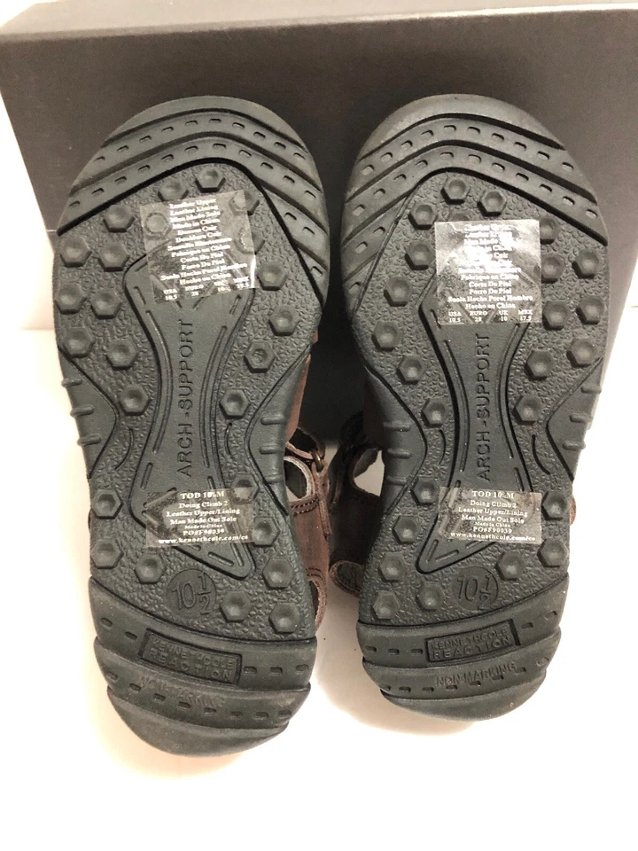 Sandalias KENNETH COLE REACTION Doing Climb CUERO Talla NIÑOS 10.5 Marrón Oscuro Nuevas en Caja Foto 4 de 4