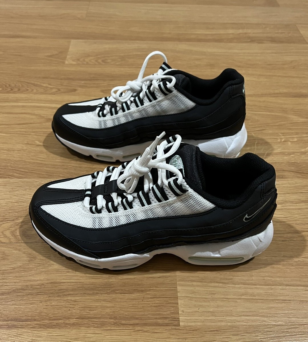 Nike Air Max 95 Recraft GS Black White Mint Size 7Y Fits 8.5