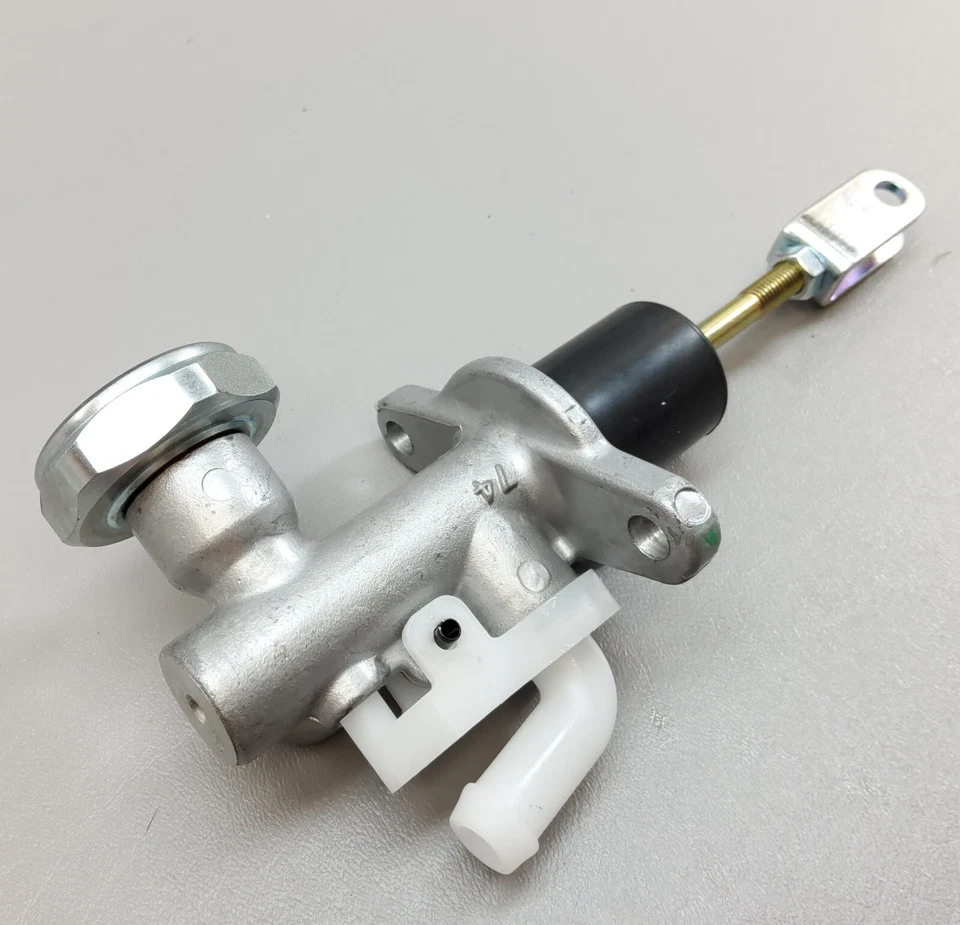 Brand New AMS Automotive M0629 Clutch Master Cylinder Fits 05-15 Xterra +More - Image 2 of 4
