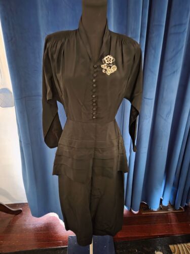 Marlene Dietrich Owned/Worn Paramount Dress 30's with Josef Of Hollywood Broach - Picture 3 of 11
