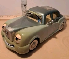 THE CHEVRON CARS 2000 Series Leo Limo No. 25 Collectable Toy Car 