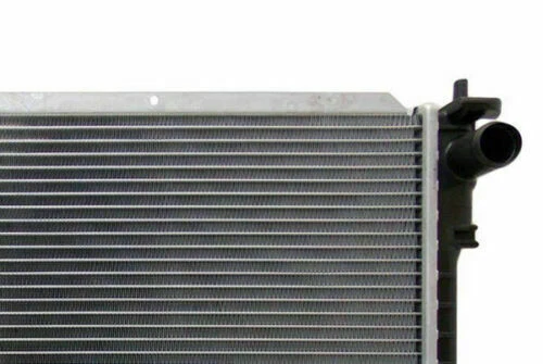 Radiador 2259 compatible con Mercury Villager 2001 Nissan Quest 3,3 L V6 Foto 4 de 4