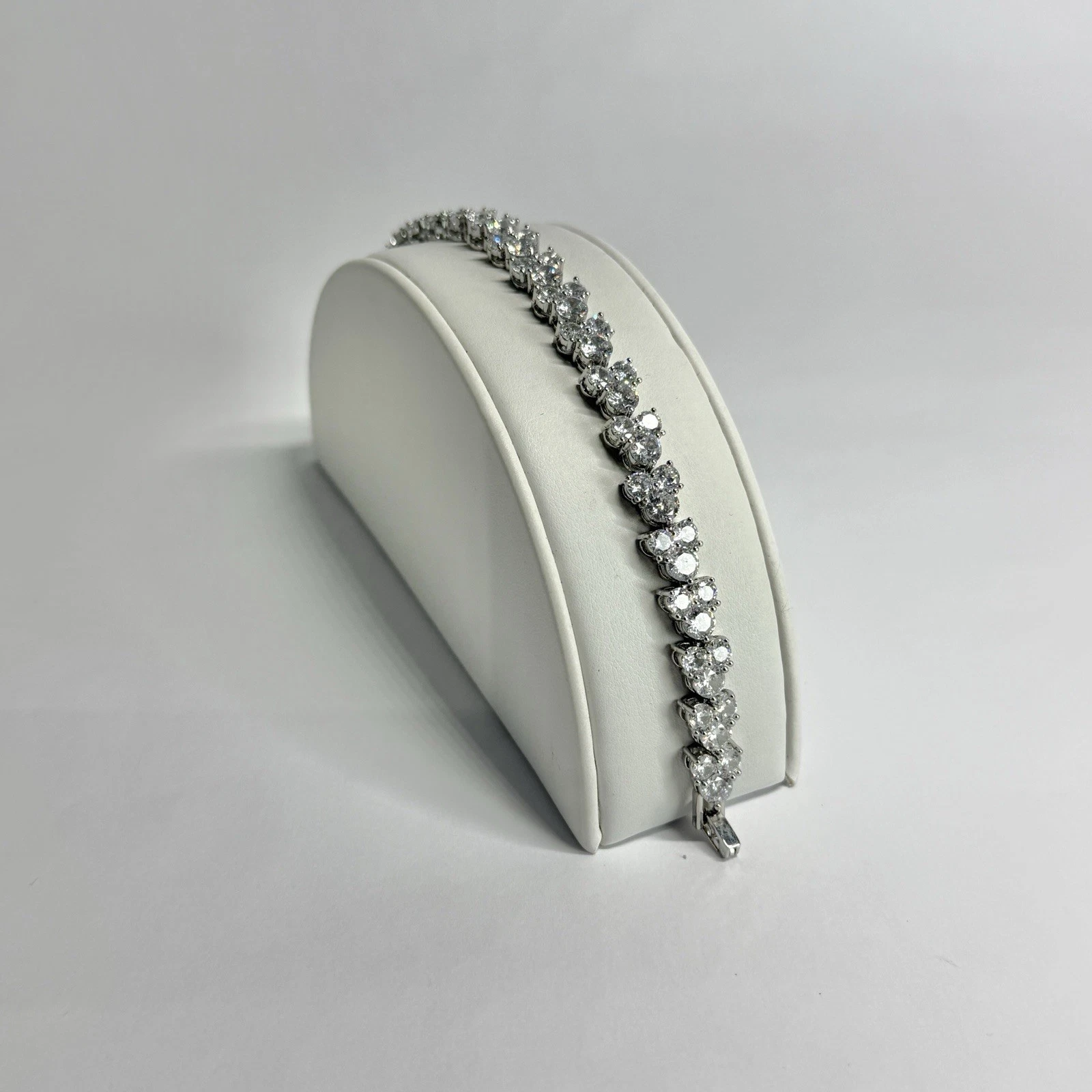 Elegant Tennis Rhinestone Sparkly Silver Tone Vintage Bracelet Jewelry Br245