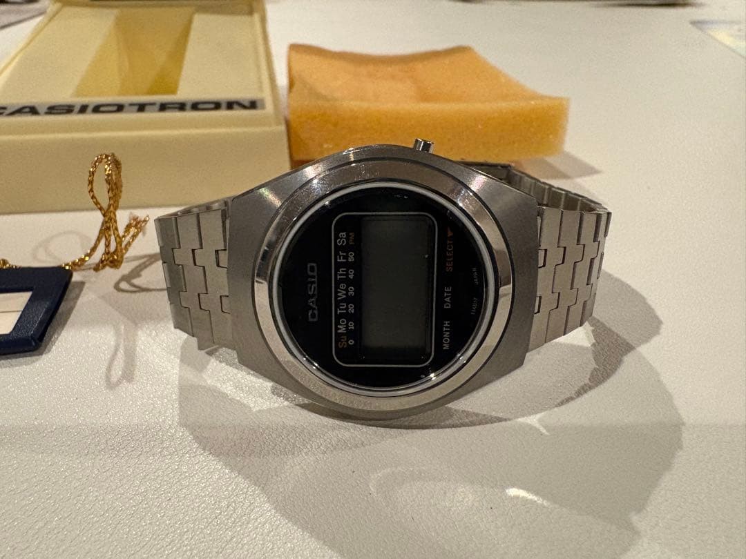 CASIO CASIOTRON R 19B 1 Digital Watch - Gem