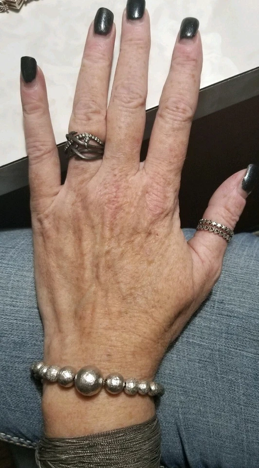 $169 Ross Simons Martillado Mate Texturizado Plata Esterlina Bola Pulsera Cuentas Foto 4 de 4