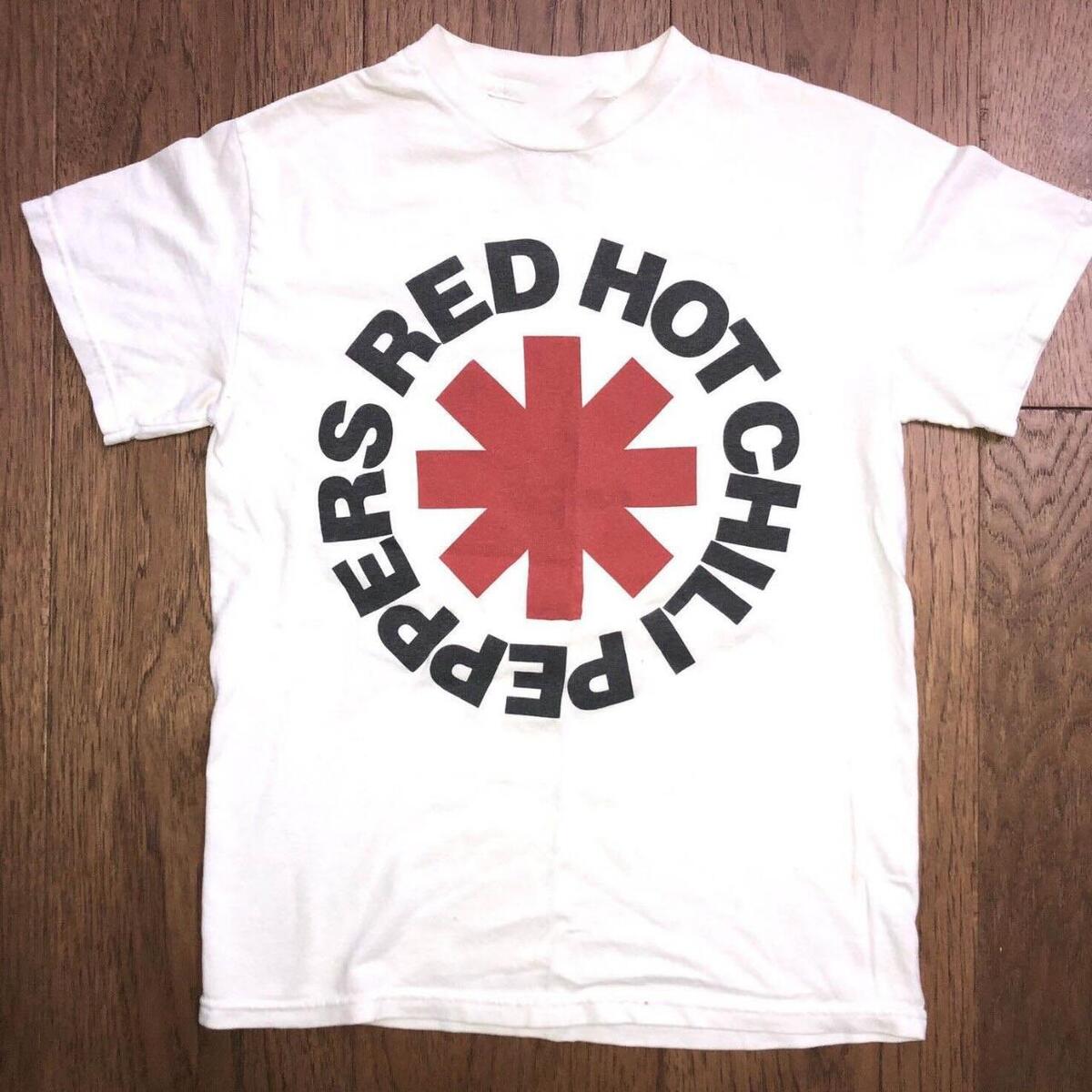 VINTAGE 90s RED HOT CHILI PEPPERS T SHIRT 1991 GIANT RARE | eBay VINTAGE 90s RED HOT CHILI PEPPERS T SHIRT 1991 GIANT RARE | eBay