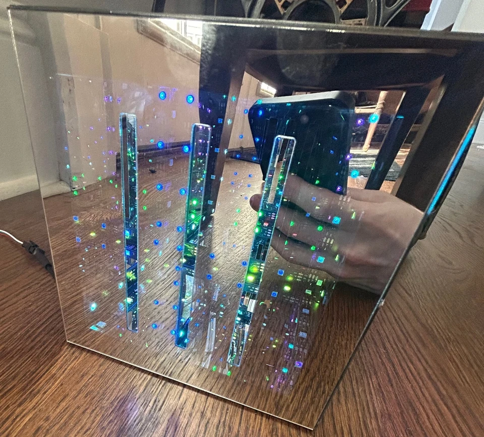 Tesseract Hyper Cube LED Storage Container Box: Hold small electronics + more! - Image 3 of 4