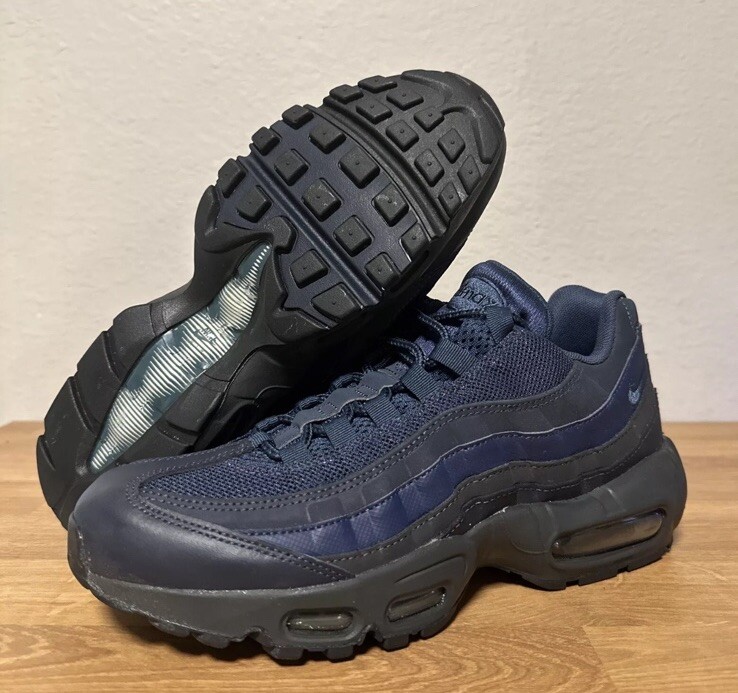 Nike Air Max 95 Essential Squadron Blue Mens 7.5 Sneakers749766-400 New No  Box | eBay