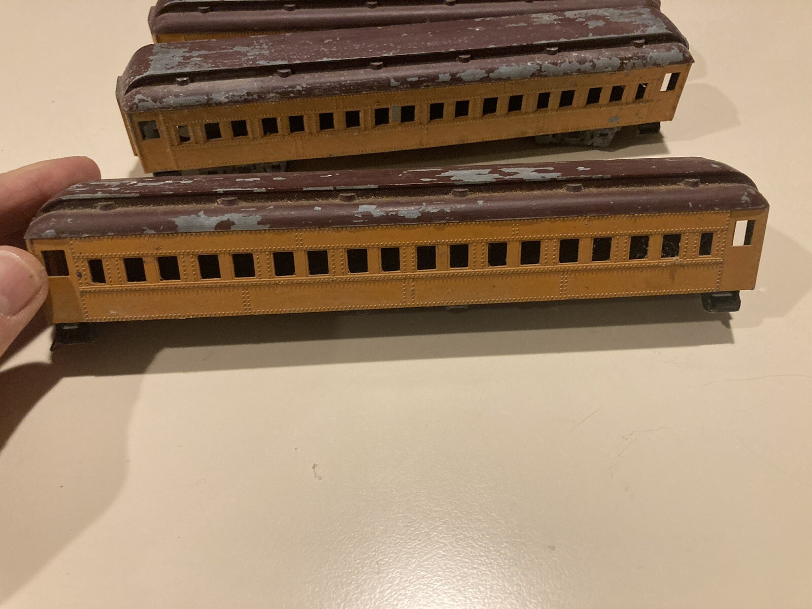 HO Scale Vintage Varney SOO F7 Unpowered And 4 Metal
